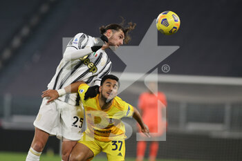 2020-11-21 - 25 Adrien Rabiot (JUVENTUS FC) vs Adam Ounas (Cagliari) - JUVENTUS VS CAGLIARI - ITALIAN SERIE A - SOCCER