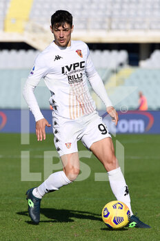 2020-11-22 - Simone Barba (Benevento Calcio) in azione - FIORENTINA VS BENEVENTO - ITALIAN SERIE A - SOCCER