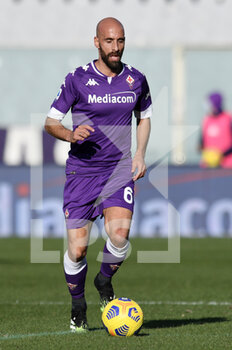 2020-11-22 - Borja Valero (ACF Fiorentina) in azione - FIORENTINA VS BENEVENTO - ITALIAN SERIE A - SOCCER