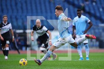 2020-11-29 - Ciro Immobile of Lazio scores 1-3 goal by penalty during the Italian championship Serie A football match between SS Lazio and Udinese Calcio on November 29, 2020 at Stadio Olimpico in Rome, Italy - Photo Federico Proietti / DPPI - SS LAZIO VS UDINESE CALCIO - ITALIAN SERIE A - SOCCER