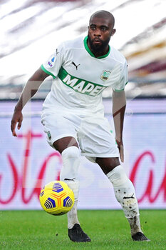 2020-12-06 - Jeremie Boga of Sassuolo in action during the Italian championship Serie A football match between AS Roma and US Sassuolo Calcio on December 6, 2020 at Stadio Olimpico in Rome, Italy - Photo Federico Proietti / DPPI - AS ROMA VS US SASSUOLO CALCIO - ITALIAN SERIE A - SOCCER