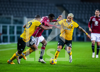 2020-12-12 - Singo Wilfried of Torino FC during the Serie A 2020/21 football match between Torino FC vs Udinese Calcio at the Stadio Olimpico Grande Torino, Turin, Italy on December 12, 2020 - Photo FCI / Fabrizio Carabelli - TORINO VS UDINESE - ITALIAN SERIE A - SOCCER