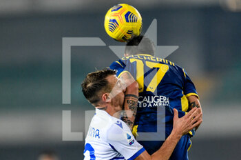 2020-12-16 - colpo di testa di Eddie Sacedo (Hellas Verona FC) - HELLAS VERONA VS SAMPDORIA - ITALIAN SERIE A - SOCCER