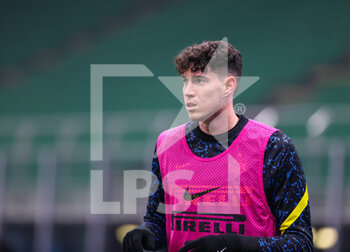 2020-12-16 - Alessandro Bastoni of FC Internazionale during the Serie A 2020/21 football match between FC Internazionale vs SSC Napoli at the San Siro Stadium, Milan, Italy on December 16, 2020 - Photo FCI / Fabrizio Carabelli - INTER VS NAPOLI - ITALIAN SERIE A - SOCCER