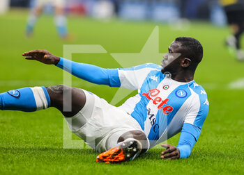 2020-12-16 - Kalidou Koulibaly of SSC Napoli during the Serie A 2020/21 football match between FC Internazionale vs SSC Napoli at the San Siro Stadium, Milan, Italy on December 16, 2020 - Photo FCI / Fabrizio Carabelli - INTER VS NAPOLI - ITALIAN SERIE A - SOCCER