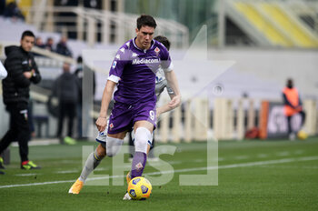 2020-12-19 - Dusan Vlahovic (ACF Fiorentina) in azione - FIORENTINA VS HELLAS VERONA - ITALIAN SERIE A - SOCCER