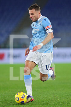 2020-12-20 - Ciro Immobile of Lazio in action during the Italian championship Serie A football match between SS Lazio and SSC Napoli on December 20, 2020 at Stadio Olimpico in Rome, Italy - Photo Federico Proietti / DPPI - SS LAZIO VS SSC NAPOLI - ITALIAN SERIE A - SOCCER
