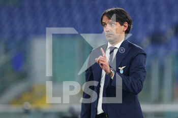 2020-12-20 - Lazio head coach Simone Inzaghi reacts during the Italian championship Serie A football match between SS Lazio and SSC Napoli on December 20, 2020 at Stadio Olimpico in Rome, Italy - Photo Federico Proietti / DPPI - SS LAZIO VS SSC NAPOLI - ITALIAN SERIE A - SOCCER