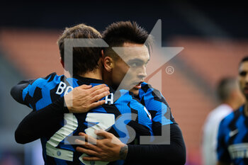 2021-01-03 - Lautaro Martínez of FC Internazionale celebrates the goal during the Serie A 2020/21 football match between FC Internazionale vs FC Crotone at the San Siro Stadium, Milan, Italy on January 03, 2021 - Photo FCI / Fabrizio Carabelli - FC INTERNAZIONALE VS FC CROTONE - ITALIAN SERIE A - SOCCER