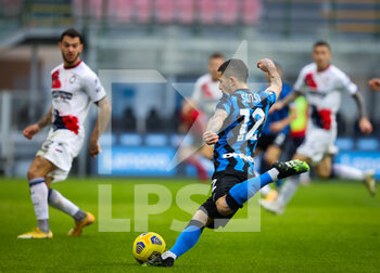 2021-01-03 - Stefano Sensi of FC Internazionale during the Serie A 2020/21 football match between FC Internazionale vs FC Crotone at the San Siro Stadium, Milan, Italy on January 03, 2021 - Photo FCI / Fabrizio Carabelli - FC INTERNAZIONALE VS FC CROTONE - ITALIAN SERIE A - SOCCER