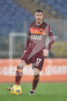 2021-01-03 - ROME, ITALY - January 3 : Jordan Veretout of AS Roma in action during the Serie A soccer match between AS Roma and UC Sampdoria at Stadio Olimpico on January 3,2021 in Rome Italy - ROMA VS SAMPDORIA - ITALIAN SERIE A - SOCCER