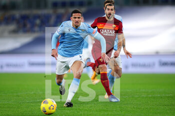 2021-01-15 - Luiz Felipe of Lazio in action during the Italian championship Serie A football match between SS Lazio and AS Roma on January 15, 2021 at Stadio Olimpico in Rome, Italy - Photo Federico Proietti / DPPI - SS LAZIO VS AS ROMA - ITALIAN SERIE A - SOCCER