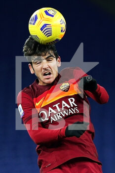 2021-01-15 - Gonzalo Villar of Roma goes for a header during the Italian championship Serie A football match between SS Lazio and AS Roma on January 15, 2021 at Stadio Olimpico in Rome, Italy - Photo Federico Proietti / DPPI - SS LAZIO VS AS ROMA - ITALIAN SERIE A - SOCCER