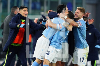 2021-01-15 - Luis Alberto of Lazio celebrates with his teammates after scoring 3-0 goal during the Italian championship Serie A football match between SS Lazio and AS Roma on January 15, 2021 at Stadio Olimpico in Rome, Italy - Photo Federico Proietti / DPPI - SS LAZIO VS AS ROMA - ITALIAN SERIE A - SOCCER