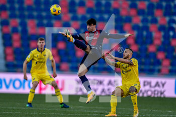 2021-01-16 - Roberto Soriano (Bologna FC) in action - BOLOGNA VS HELLAS VERONA - ITALIAN SERIE A - SOCCER
