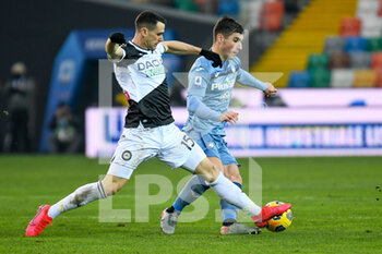 2021-01-20 - Kevin Lasagna (Udinese) hindered by Matteo Pessina (Atalanta) - UDINESE CALCIO VS ATALANTA BC - ITALIAN SERIE A - SOCCER