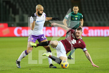 2021-01-29 - Sofyan Amrabat (AC Fiorentina) vs Andrea Belotti (Torino FC) - TORINO FC VS ACF FIORENTINA - ITALIAN SERIE A - SOCCER