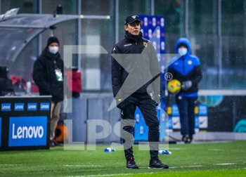 2021-01-30 - Head Coach of Benevento Calcio Filippo Inzaghi reacts from the bench - FC INTERNAZIONALE VS BENEVENTO CALCIO - ITALIAN SERIE A - SOCCER