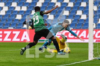 2021-02-06 - Junior Traorè (Sassuollo) saves on the goal line - US SASSUOLO VS AC SPEZIA - ITALIAN SERIE A - SOCCER