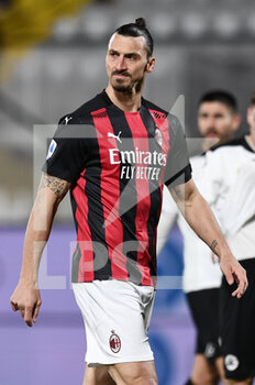 2021-02-13 - Zlatan Ibrahimovic of AC Milan in action - SPEZIA CALCIO VS AC MILAN - ITALIAN SERIE A - SOCCER