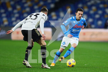2021-02-13 - Mario Rui of Napoli (R) in action during the Italian championship Serie A football match between SSC Napoli and Juventus FC on February 13, 2021 at Diego Armando Maradona Stadium in Naples, Italy - Photo Federico Proietti / DPPI - SSC NAPOLI AND JUVENTUS FC - ITALIAN SERIE A - SOCCER