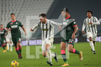 2021-02-22 - Aaron Ramsey (Juventus FC) in action - JUVENTUS FC VS FC CROTONE - ITALIAN SERIE A - SOCCER