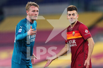 2021-02-28 - Simon Kjaer of Milan (L) and Stephan El Shaarawy of Roma (R) talk each other during the Italian championship Serie A football match between AS Roma and AC Milan on February 28, 2021 at Stadio Olimpico in Rome, Italy - Photo Federico Proietti / DPPI - AS ROMA AND AC MILAN - ITALIAN SERIE A - SOCCER