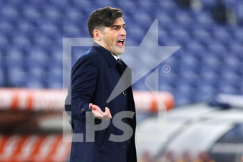 2021-02-28 - Paulo Fonseca head coach of Roma reacts during the Italian championship Serie A football match between AS Roma and AC Milan on February 28, 2021 at Stadio Olimpico in Rome, Italy - Photo Federico Proietti / DPPI - AS ROMA AND AC MILAN - ITALIAN SERIE A - SOCCER