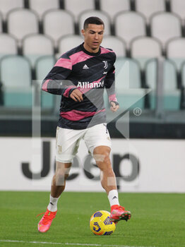 2021-03-02 - Cristiano Ronaldo (Juventus FC) during warm-up - JUVENTUS FC VS SPEZIA CALCIO - ITALIAN SERIE A - SOCCER
