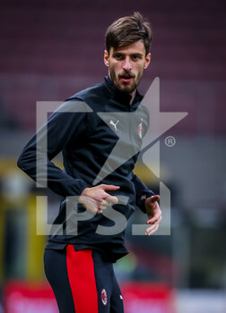 2021-03-03 - Matteo Gabbia of AC Milan warms up - AC MILAN VS UDINESE CALCIO - ITALIAN SERIE A - SOCCER
