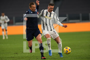 2021-03-06 - Senad Lulic (SS Lazio) and Federico Bernardeschi (Juventus FC) - JUVENTUS FC VS SS LAZIO  - ITALIAN SERIE A - SOCCER