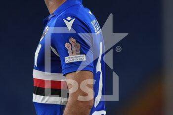 2021-03-07 - In occasione della festa della donna, i giocatori della Sampdoria, hanno indossato la maglia da gioco, con un logo commemorativo e la scritta International Women's day - SAMPDORIA VS CAGLIARI - ITALIAN SERIE A - SOCCER