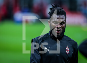 2021-03-14 - Franck Kessie of AC Milan warms up - AC MILAN VS SSC NAPOLI - ITALIAN SERIE A - SOCCER