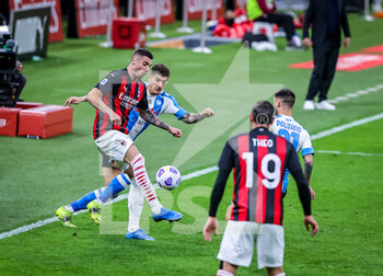 2021-03-14 - Rade Krunic of AC Milan fights for the ball - AC MILAN VS SSC NAPOLI - ITALIAN SERIE A - SOCCER