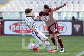2021-03-14 - Nicola Murru (Torino FC) vs Nicolo' Barella (FC Internazionale) - TORINO FC VS FC INTERNAZIONALE - ITALIAN SERIE A - SOCCER