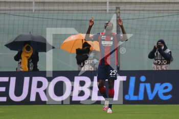 2021-03-20 - Simy (Crotone FC) celebrates after scoring a goal during the Serie A soccer match between Crotone FC - Bologna FC, Stadio Ezio Scida on March 20, 2021 in Crotone Italy - FC CROTONE VS BOLOGNA FC - ITALIAN SERIE A - SOCCER