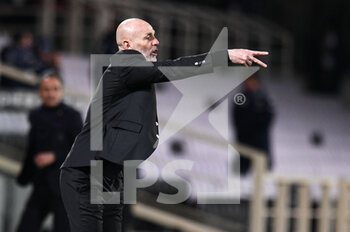 2021-03-21 - Stefano Pioli coach of AC Milan gestures  - ACF FIORENTINA VS AC MILAN - ITALIAN SERIE A - SOCCER