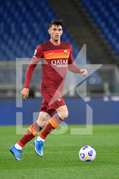 2021-03-21 - Roger Ibanez of AS Roma seen in action - AS ROMA VS SSC NAPOLI - ITALIAN SERIE A - SOCCER