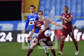 2021-03-21 - MANOLO GABBIADINI (Sampdoria), Cristian Ansaldi (Torino) - UC SAMPDORIA VS TORINO FC - ITALIAN SERIE A - SOCCER