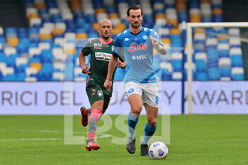 2021-04-03 - Fabian Ruiz (SSC Napoli) and Ahmad Benali (Crotone FC) - SSC NAPOLI VS FC CROTONE - ITALIAN SERIE A - SOCCER