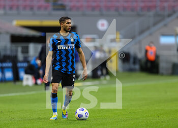 2021-04-07 - Achraf Hakimi of FC Internazionale in action during the Serie A 2020/21 football match between FC Internazionale vs US Sassuolo at the San Siro Stadium, Milan, Italy on April 07, 2021 - Photo FCI / Fabrizio Carabelli - INTER - FC INTERNAZIONALE VS US SASSUOLO - ITALIAN SERIE A - SOCCER