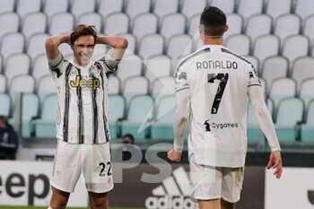 2021-04-07 - Federico Chiesa (Juventus FC) disappointed with Cristiano Ronaldo (Juventus FC) - JUVENTUS FC VS SSC NAPOLI - ITALIAN SERIE A - SOCCER