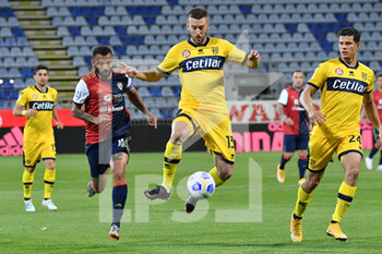 2021-04-17 - Mattia Bani of Parma Calcio - CAGLIARI VS PARMA - ITALIAN SERIE A - SOCCER