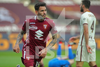 2021-04-18 - Antonio Sanabria (Torino FC) celebrates the goal - TORINO FC VS AS ROMA - ITALIAN SERIE A - SOCCER