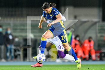 2021-04-20 - Koray Gunter (Hellas Verona FC) in action - HELLAS VERONA VS ACF FIORENTINA - ITALIAN SERIE A - SOCCER