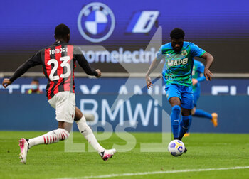 2021-04-21 - Jeremie Boga of US Sassuolo in action during the Serie A 2020/21 football match between AC Milan vs US Sassuolo at Giuseppe Meazza Stadium, Milan, Italy on April 21, 2021 - Photo FCI / Fabrizio Carabelli - AC MILAN VS US SASSUOLO - ITALIAN SERIE A - SOCCER