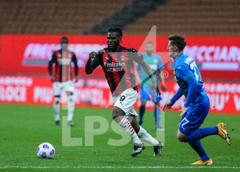 2021-04-21 - Franck Kessie of AC Milan in action during the Serie A 2020/21 football match between AC Milan vs US Sassuolo at Giuseppe Meazza Stadium, Milan, Italy on April 21, 2021 - Photo FCI / Fabrizio Carabelli - AC MILAN VS US SASSUOLO - ITALIAN SERIE A - SOCCER