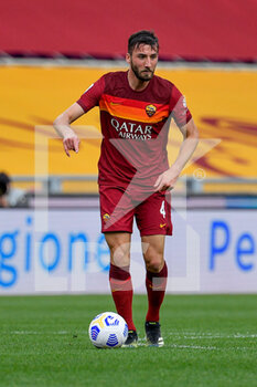 2021-04-22 - Bryan Cristante of AS Roma seen in action during the Italian Football Championship League A 2020/2021 match between AS Roma vs Atalanta at the Olimpic Stadium in Rome. - AS ROMA VS ATALANTA BC - ITALIAN SERIE A - SOCCER