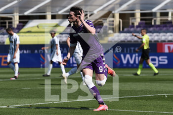 2021-04-25 - Dusan Vlahovic of ACF Fiorentina celebrates after scoring a goal  - ACF FIORENTINA VS JUVENTUS FC - ITALIAN SERIE A - SOCCER