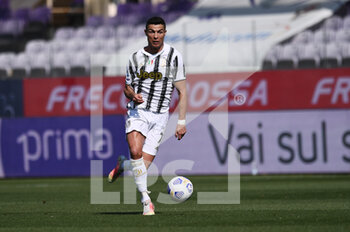 2021-04-25 - Cristiano Ronaldo of Juventus FC in action - ACF FIORENTINA VS JUVENTUS FC - ITALIAN SERIE A - SOCCER
